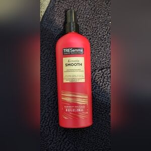 TRESemme' Keratin Smooth Heat Protection Spray